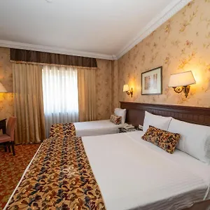 Pera Rose & Hb Istambul